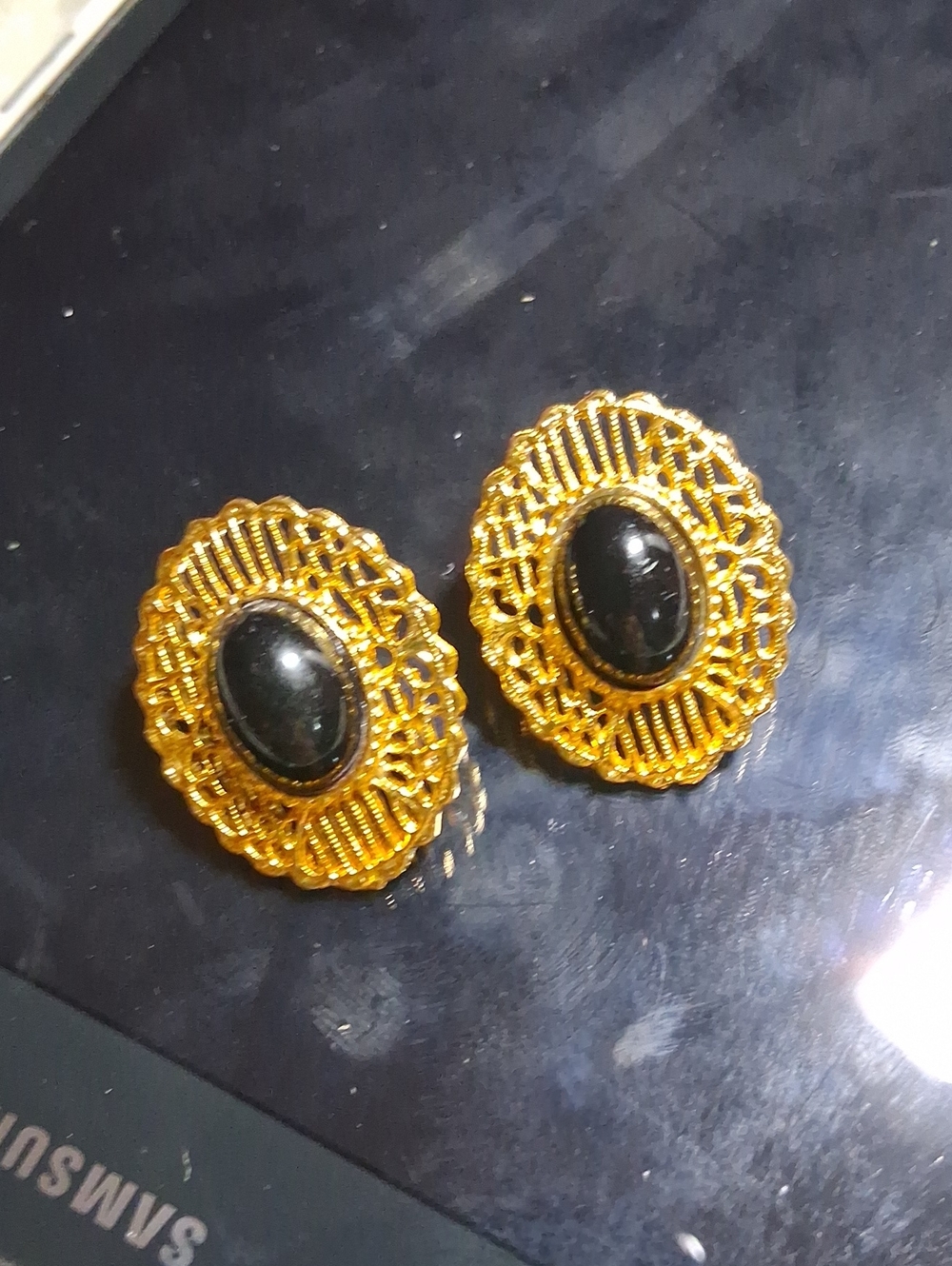 Gold Filigree Black Stone Oval Earrings - Unbranded